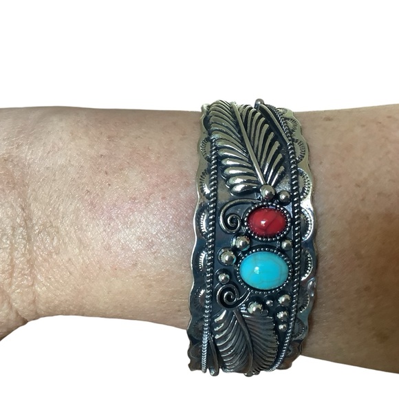 💥2/$24 or 3/$30💥 Boho western chic silver fashion bracelet NWT - Picture 6 of 8